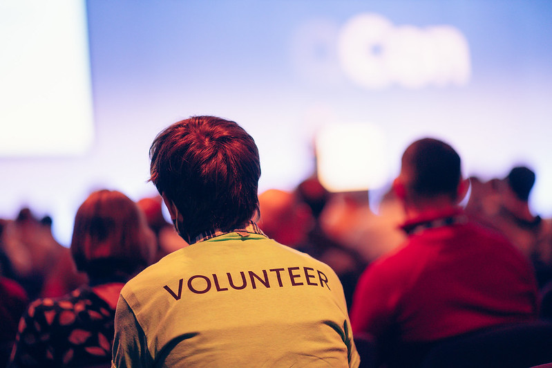Volunteer at QCon AI